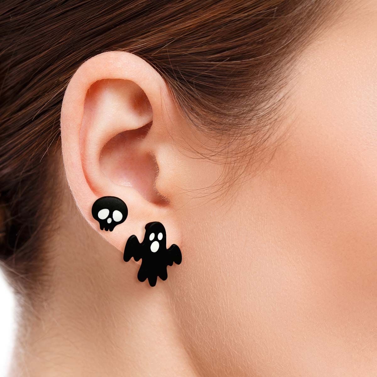 2 Pair Black Spooky Studs