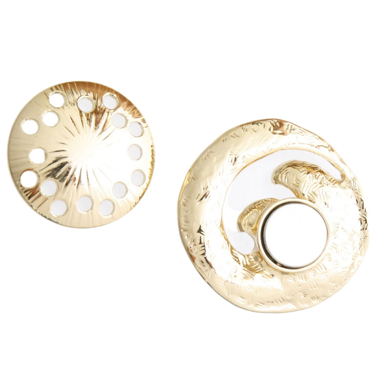 Gold Wave Magnetic Pin