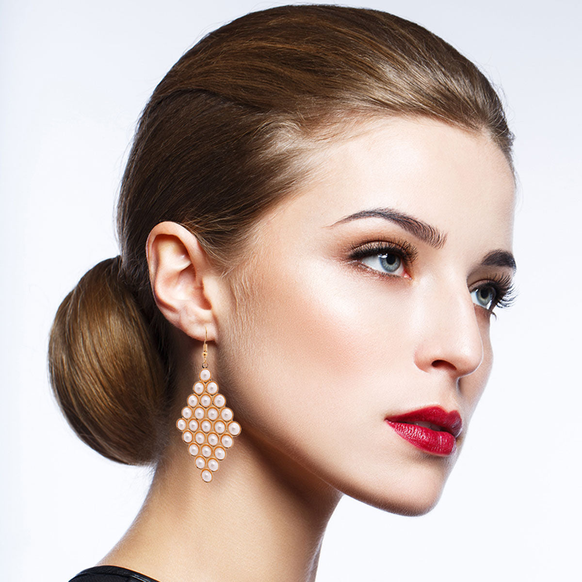 Cream Pearl Stud Diamond Earrings