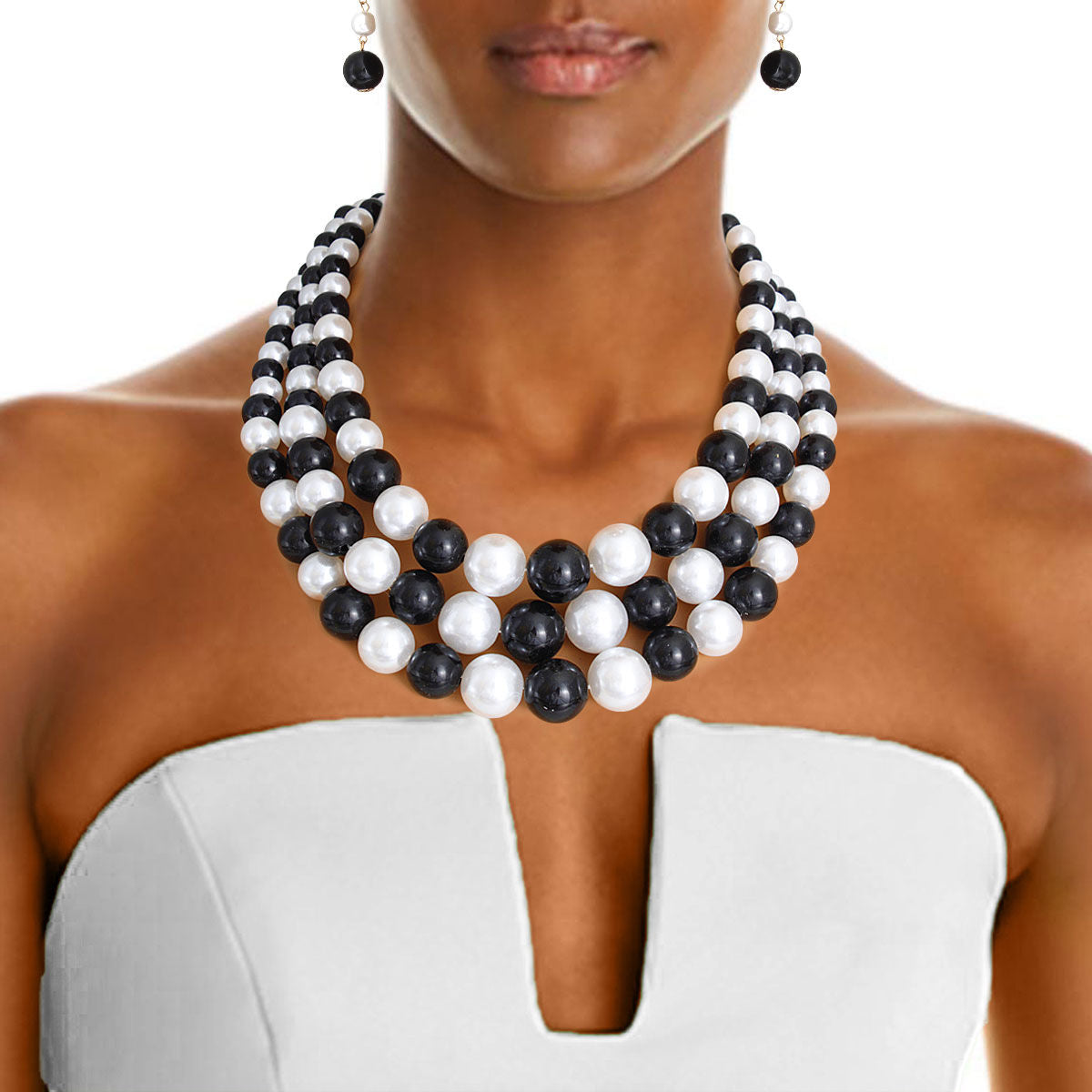 Black and White Pearl 3 Layer Set